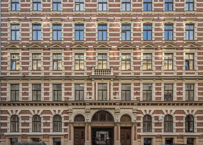 In - Ground Floor 里加